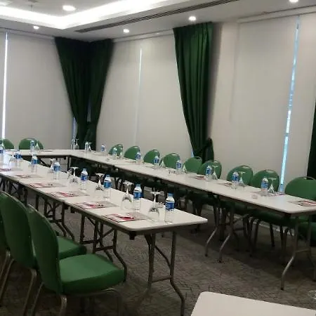 Park By Radisson Cankaya 호텔 4*