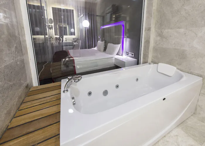 Park By Radisson Cankaya 4*